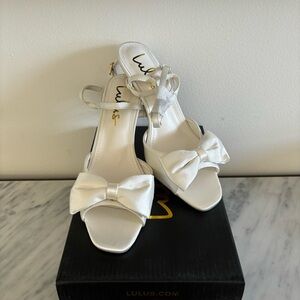 Lulu’s Recee White Bridal shoes